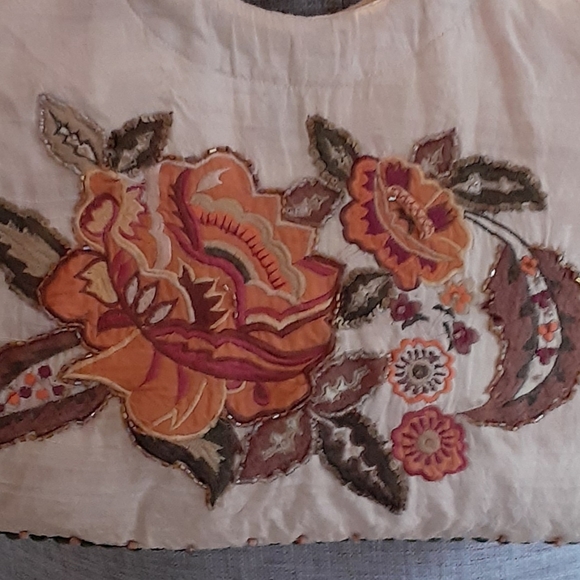 Vintage Cane Handle Hand Bag with front & rear embroidery detailing - Picture 5 of 11